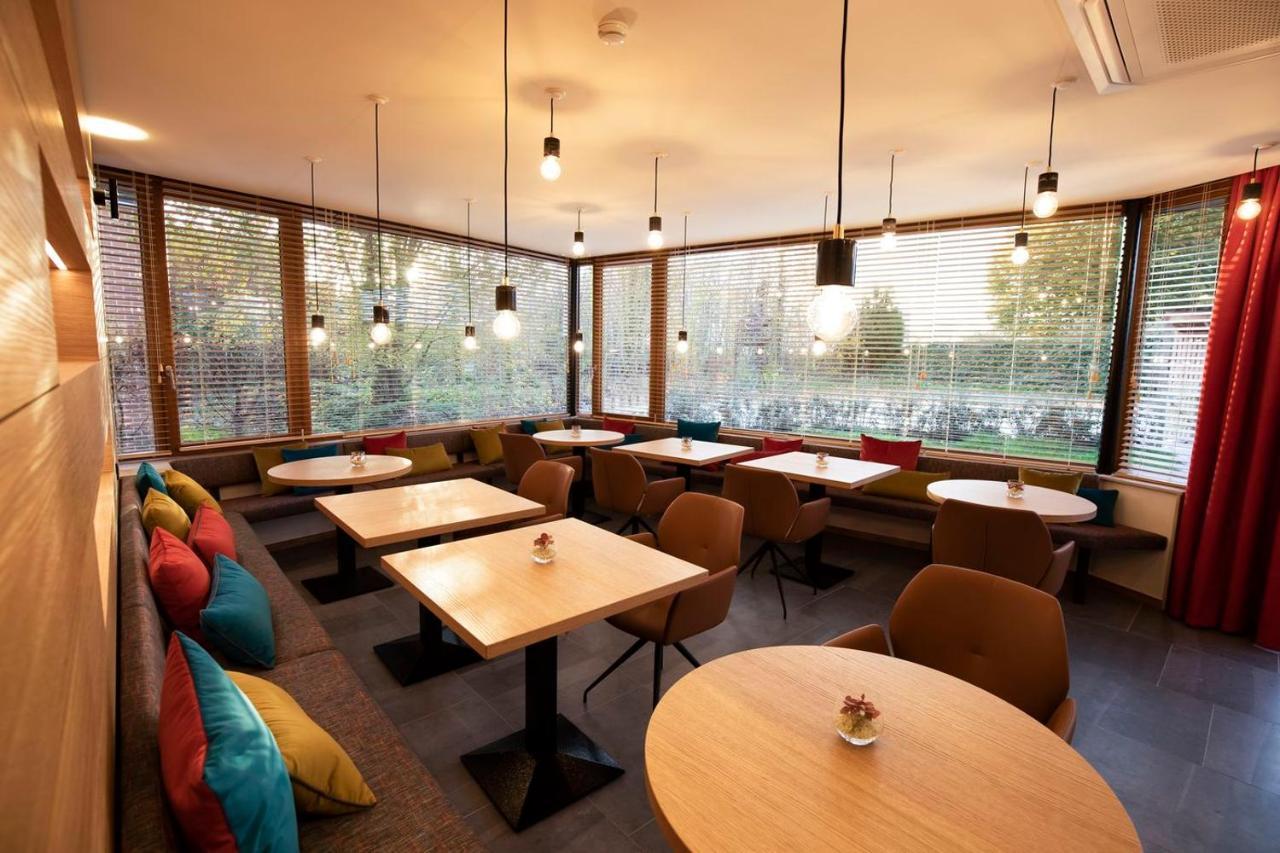 B-Lodge Louvain-la-Neuve Exterior foto